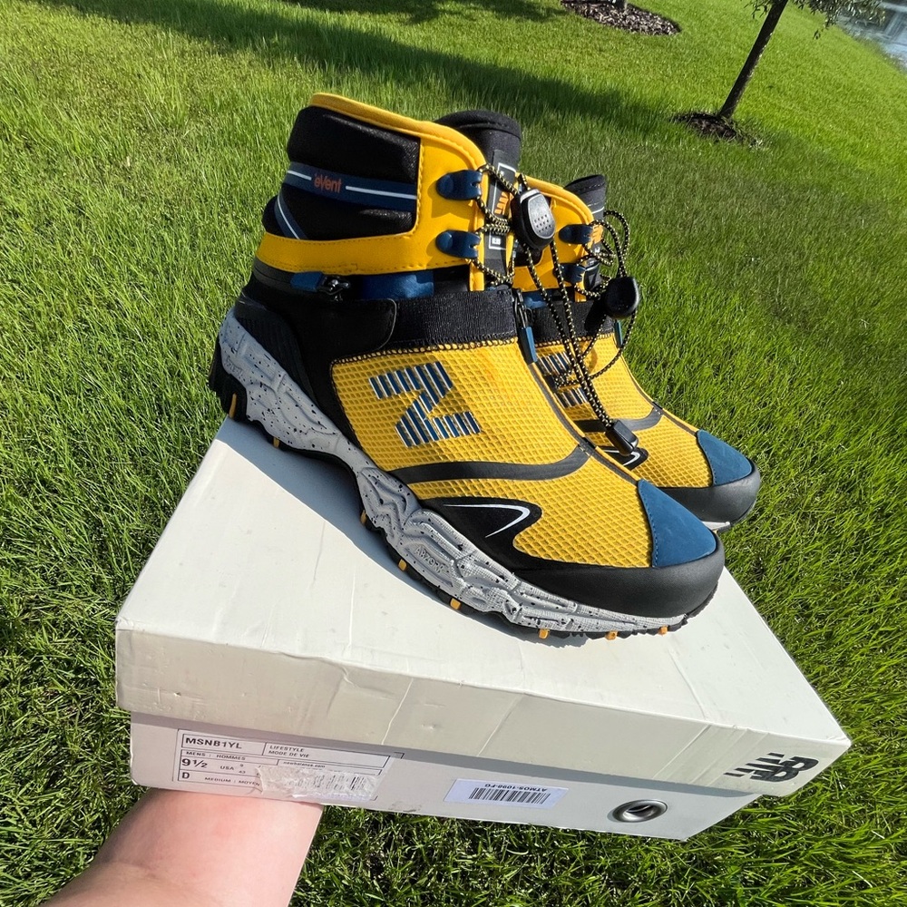 NWT New Balance Tokyo Design Studio Niobium Yellow and Black Mens Shoes Size 9.5